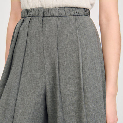 Sandro Pleated long shorts